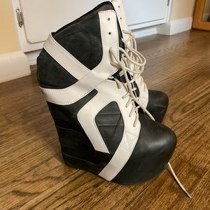 Jeffrey Campbell Aksana wedge 9.5